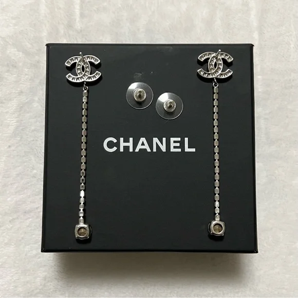 🚫SOLD🚫Chanel Classic CC Crystals Drop Earrings⭐️ - Picture 4 of 6